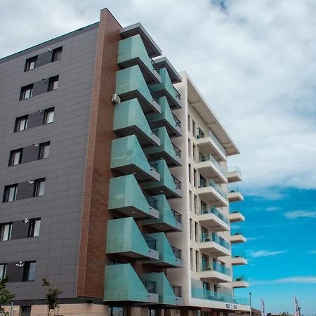 Green Apartament Near The Beach นาโวดาริ ภายนอก รูปภาพ